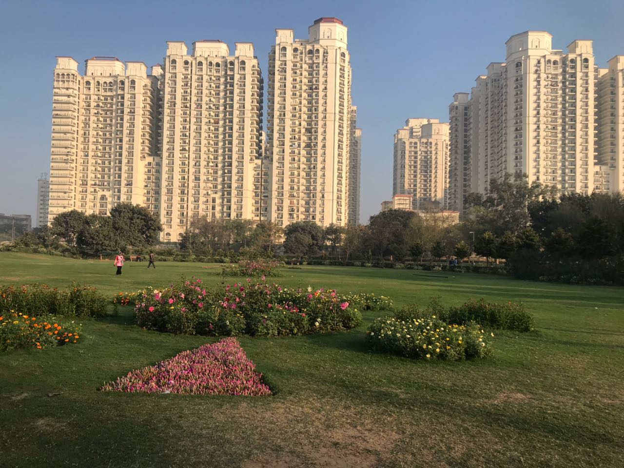 DLF One Midtown – Apartments With Global Standard Of Living DLF One Midtown – Apartments With Global Standard Of Living